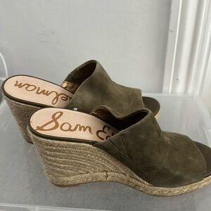 Sam Edelman Khaki slides.